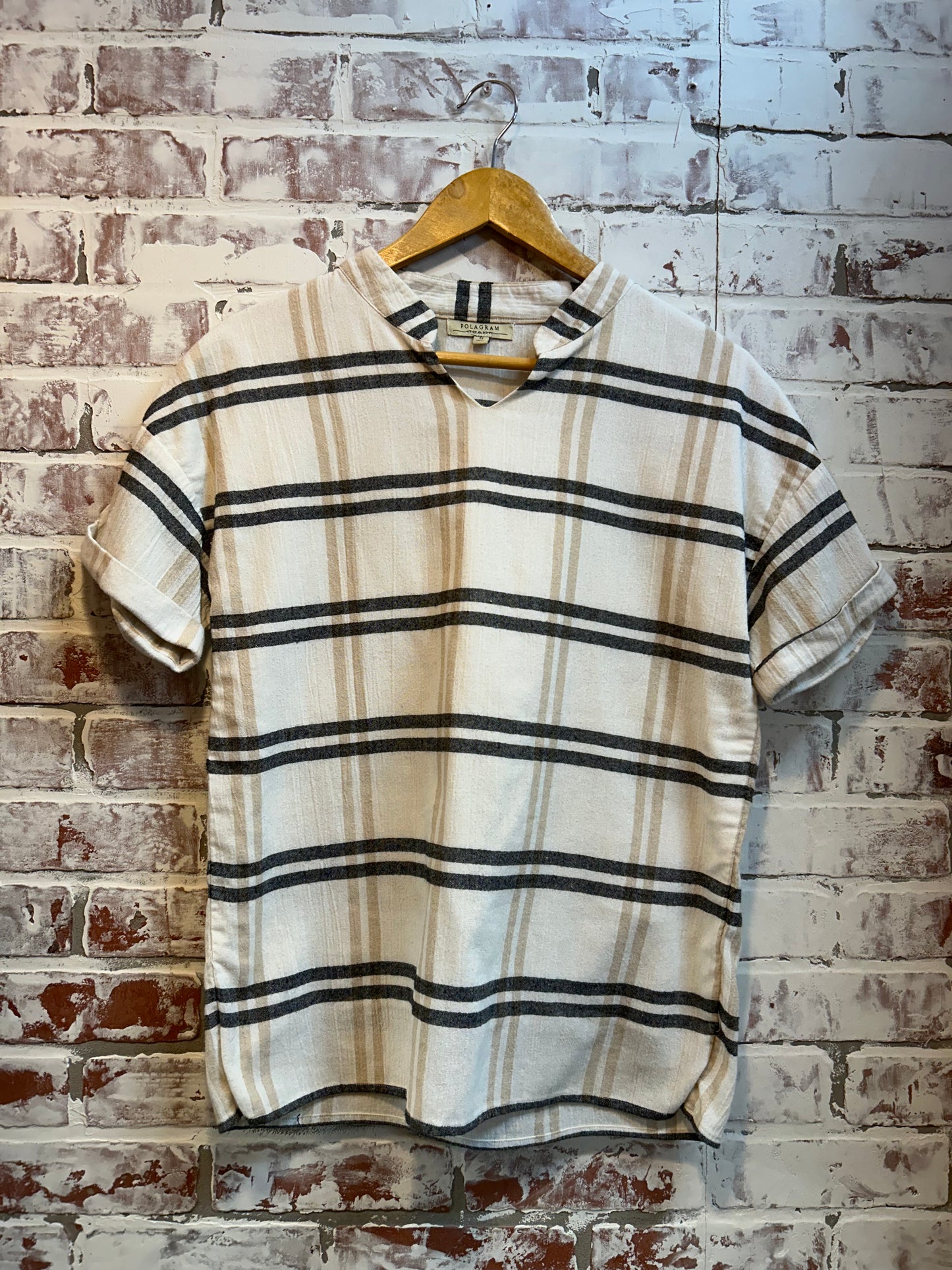 Small - pologram cream flannel short sleeve top